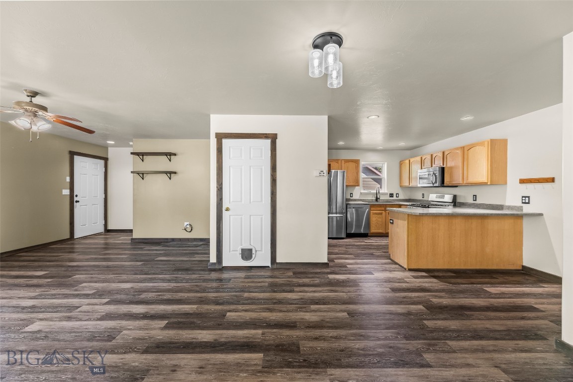River Rock and Royal Village - Residential