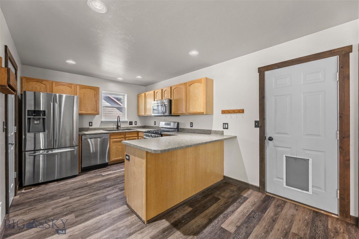 River Rock and Royal Village - Residential