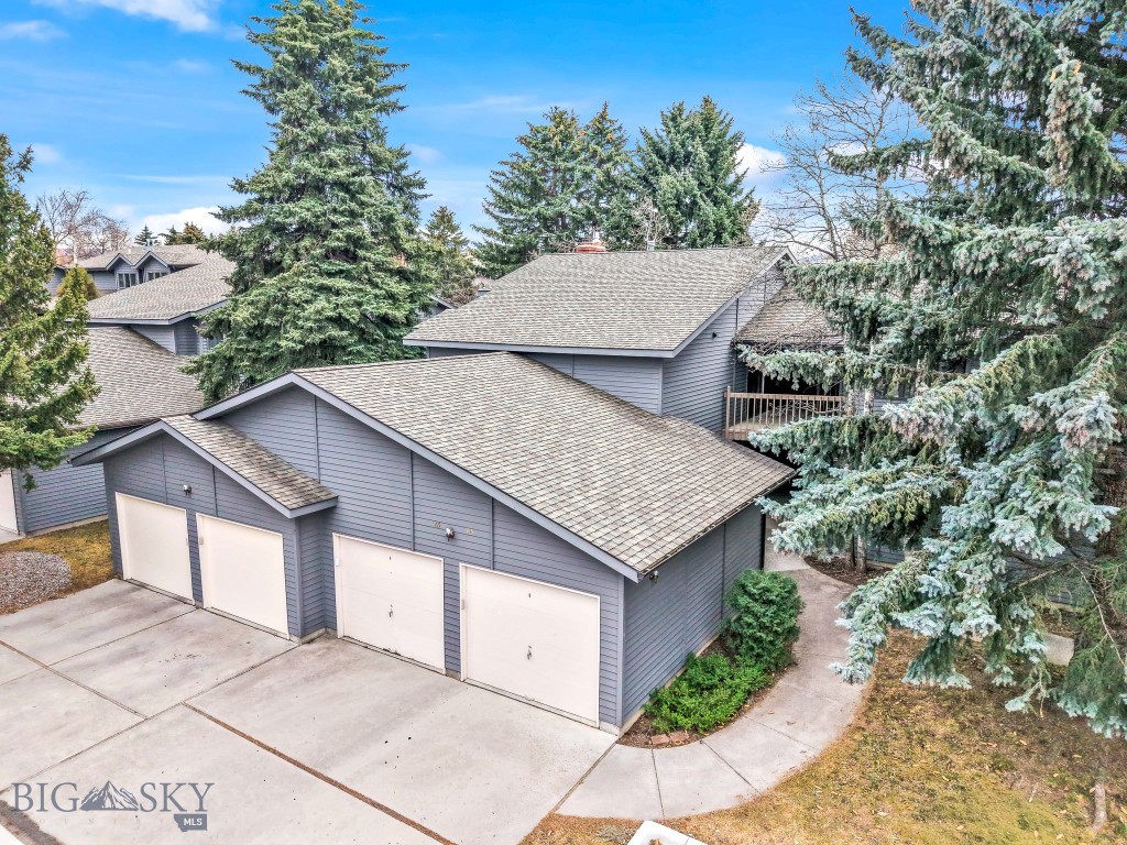 Located in Bozeman’s desirable Southbrook community, this 2 bedroom, 2 bathroom condo has the perfect blend of convenience, comfort, and low-maintenance living just minutes from downtown Bozeman and Montana State University. Tucked into a mature, tree-lined neighborhood, this second-level unit provides both privacy and proximity to shopping, dining, trails, and the everyday amenities you’ll want to have close.
Inside, the 1,239 sq ft layout features spacious living areas and generously sized bedrooms that feel open and inviting. Recent updates include new LVP flooring, updated lighting, a new refrigerator, washer and dryer, and central air conditioning for year-round comfort. The open-concept living and dining areas create a bright, welcoming space great for everyday living and entertaining.
Step outside to the private second-story balcony; perfect for morning coffee or unwinding in the evening. The oversized detached garage boasts valuable storage for outdoor gear, bikes, or workspace needs, along with secure parking.
Whether you’re searching for a primary residence, a lock-and-leave Bozeman condo, or an investment property near MSU, this Southbrook Condo presents a strong opportunity in one of Bozeman’s most convenient locations.