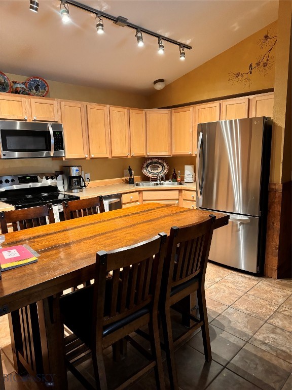 Cedar Creek Condo - Residential