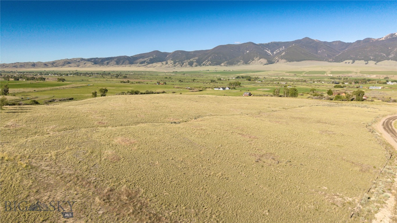 Upland Meadows - Land