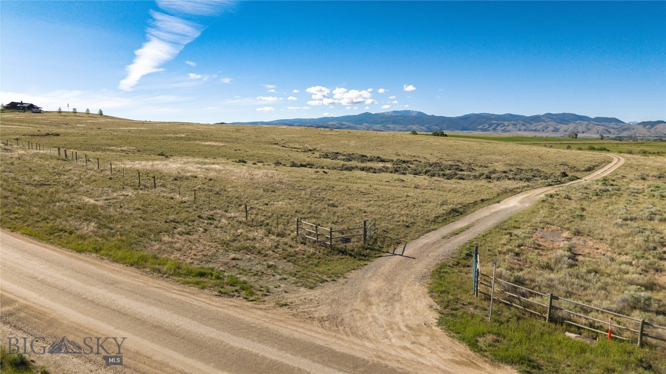 Upland Meadows - Land