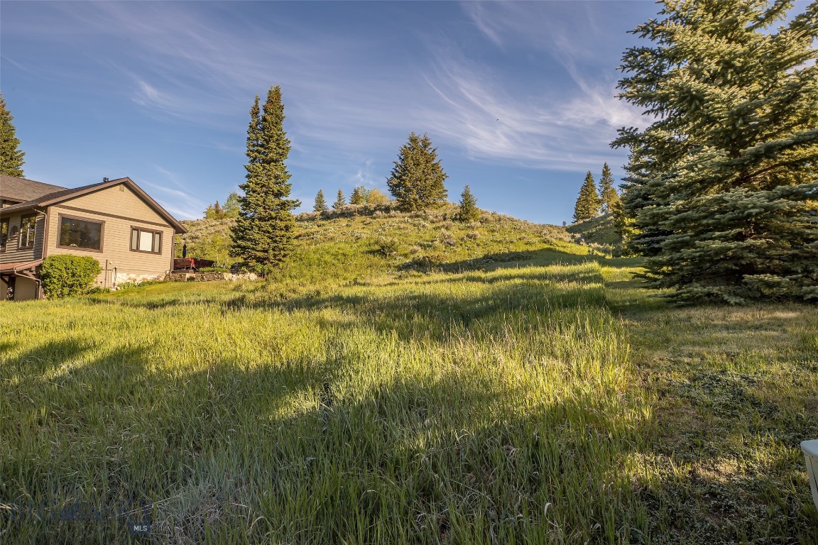 Meadow Village - Land