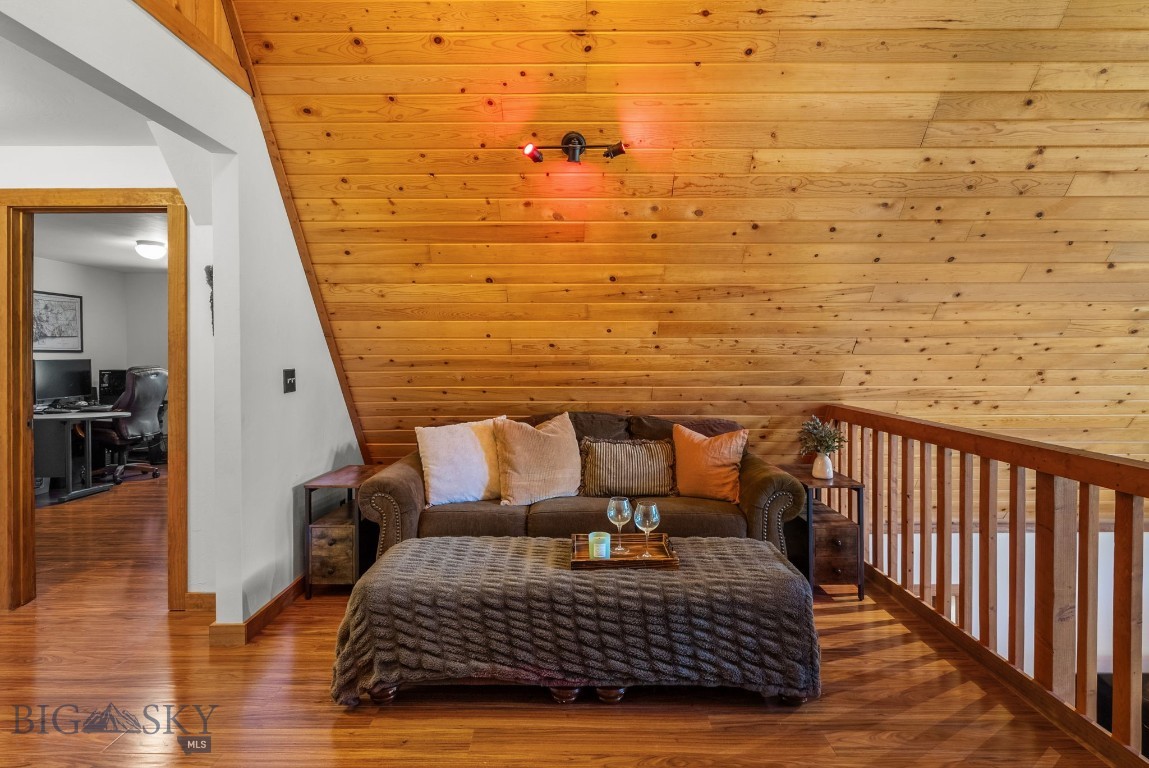 Meadow Creek - Residential
