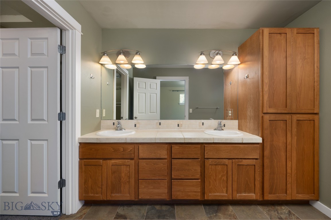 Laurel Glen - Residential