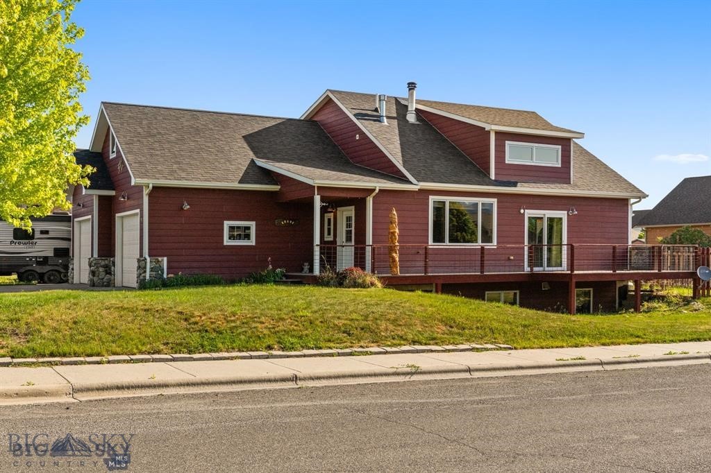 Located in one of Livingston’s most desirable neighborhoods, this custom 4-bedroom, 2-bath home offers stunning views of Livingston Peak and a convenient location near downtown, schools, and outdoor recreation. Inside, you'll find vaulted knotty pine ceilings, two spacious living areas, and a Tulikivi wood stove for efficient, cozy heat. The kitchen features granite and butcher block countertops with ample cabinet space. The main floor primary suite includes an en suite bath and a walk-in closet. Additional highlights include a Trex deck for low-maintenance outdoor enjoyment, abundant storage throughout the home, and thoughtful design elements that balance comfort and functionality. Don’t miss this opportunity to own a well-built home in a prime Livingston location.