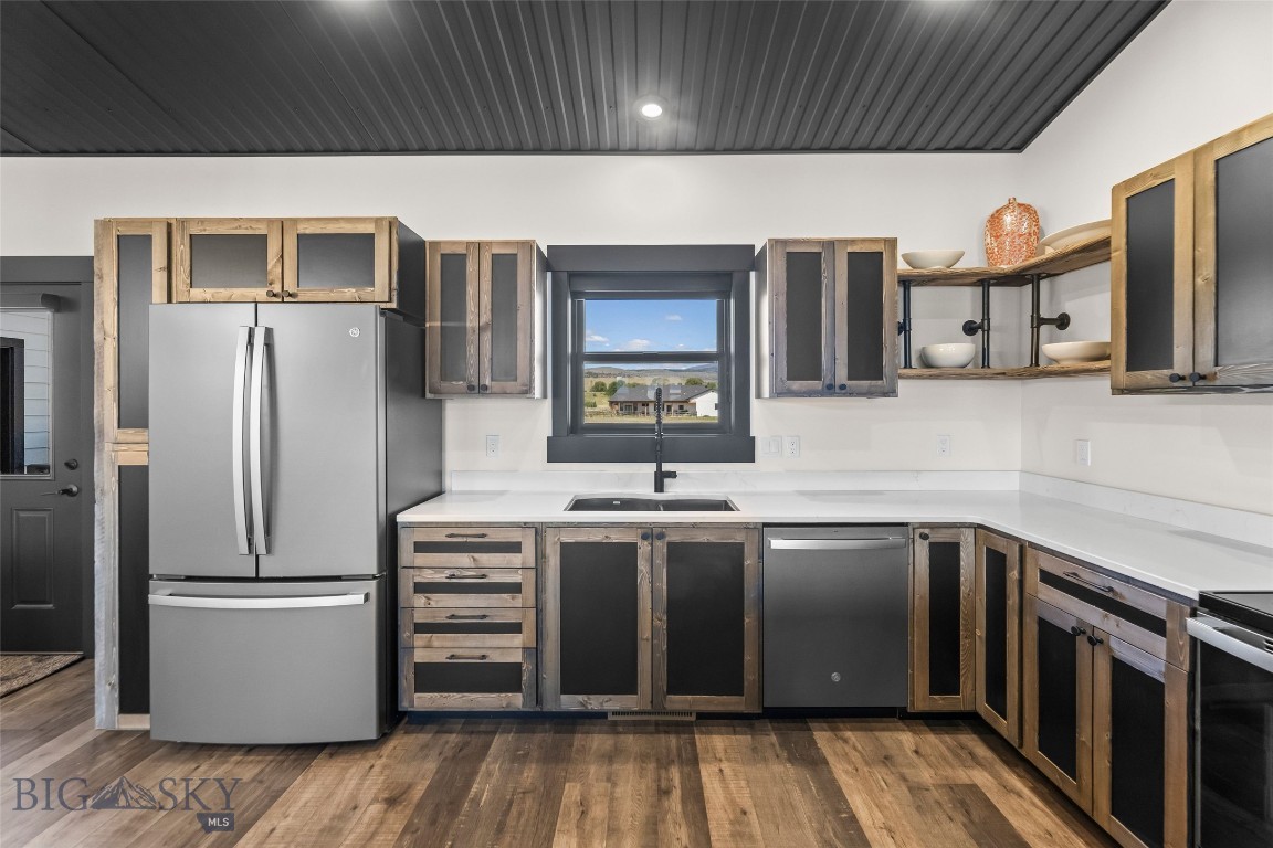 Sky View in Ennis - Residential