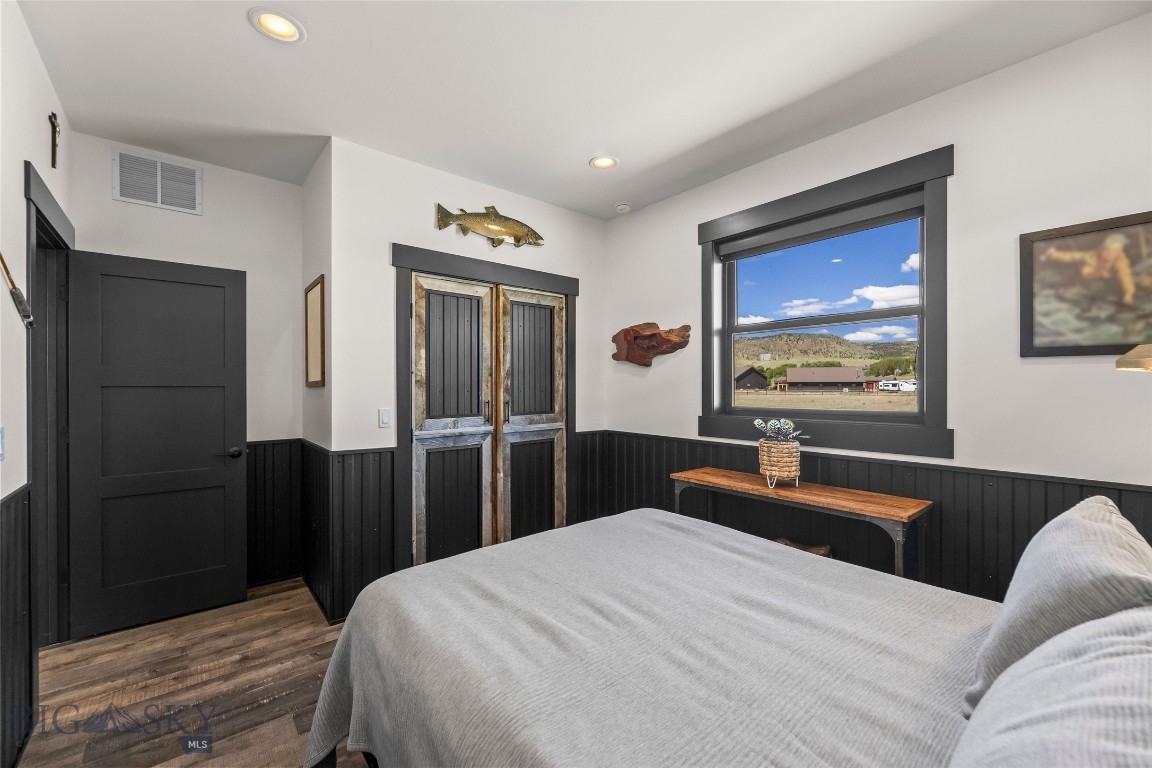 Sky View in Ennis - Residential