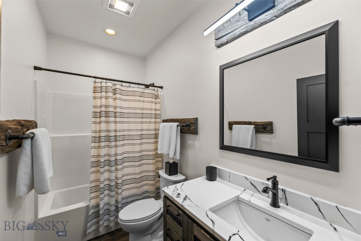 Sky View in Ennis - Residential