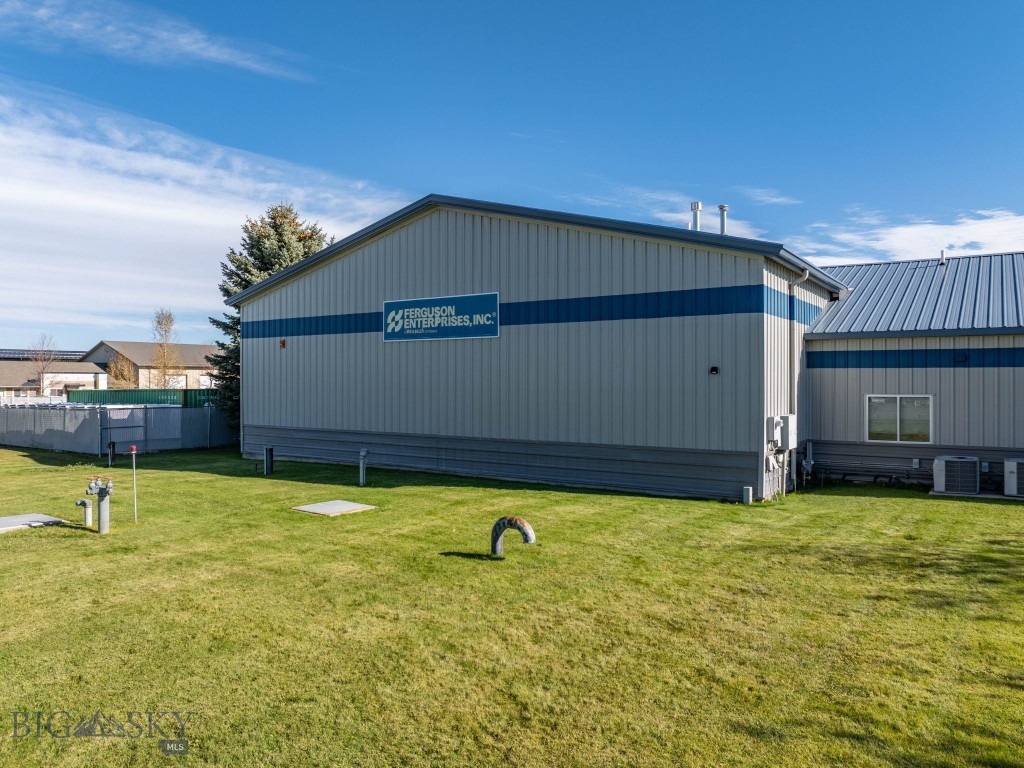 Shedhorn - Commercial Lease