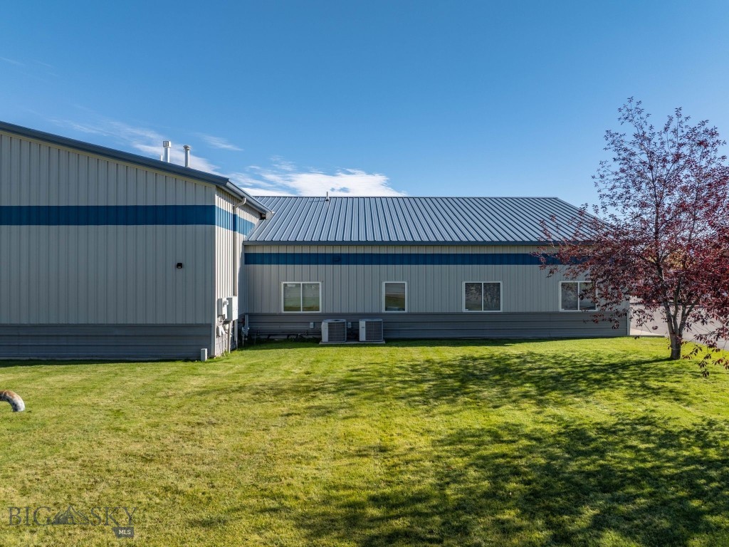 Shedhorn - Commercial Lease