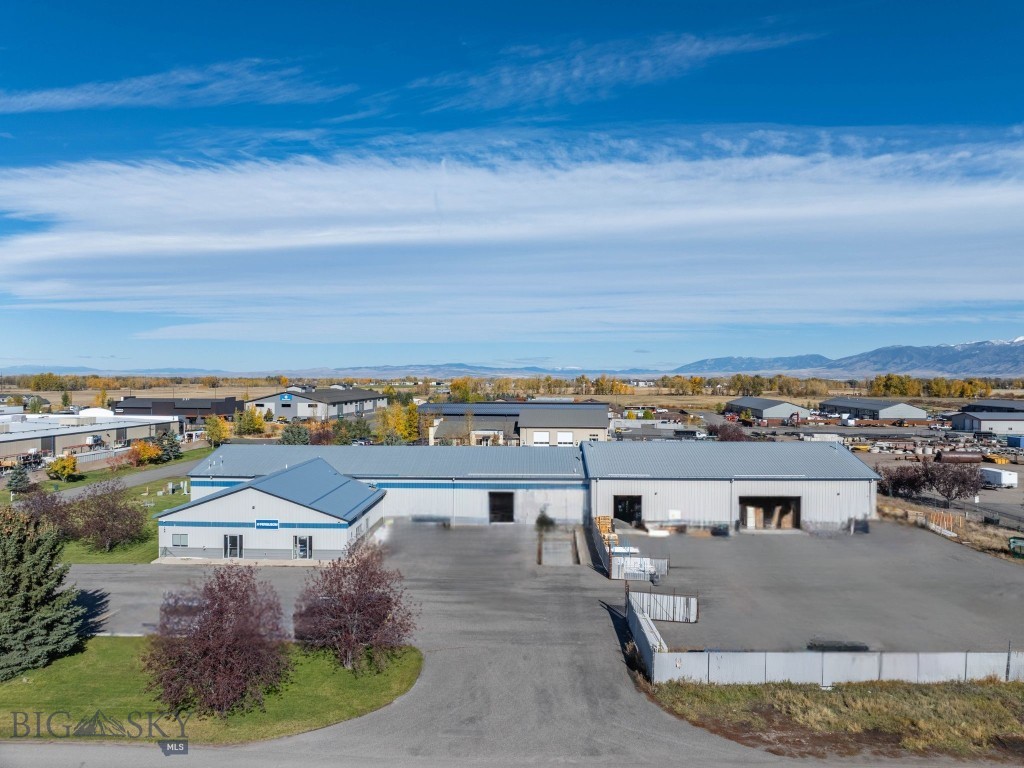 Shedhorn - Commercial Lease