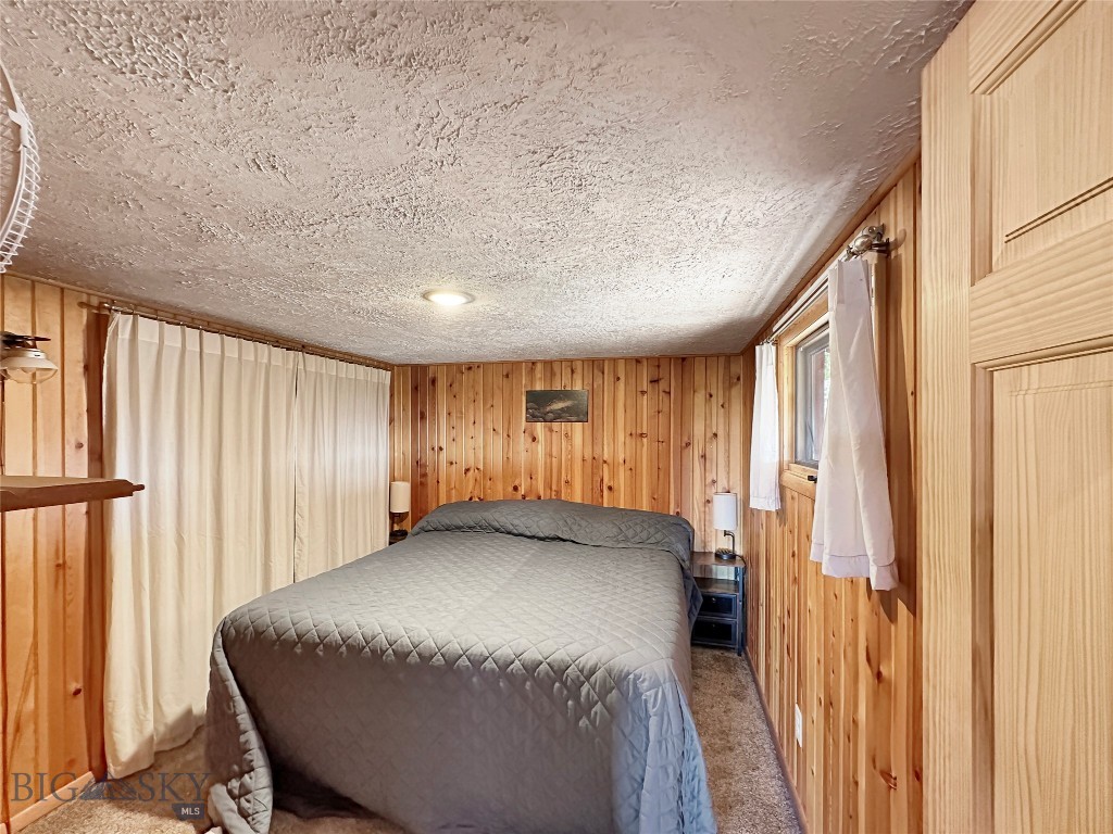 Shining Mountain Unit III - Residential