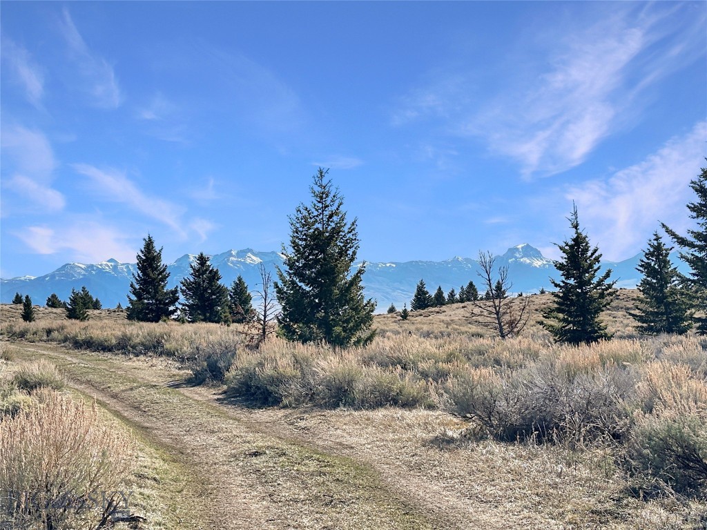 Shining Mountain Unit III - Residential