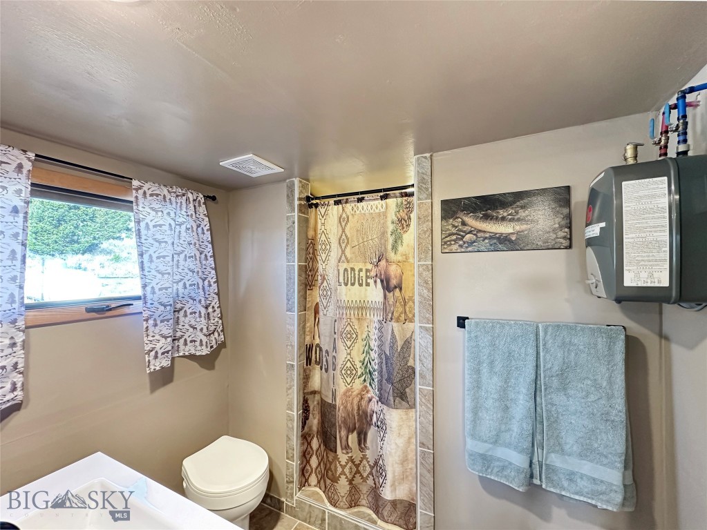 Shining Mountain Unit III - Residential