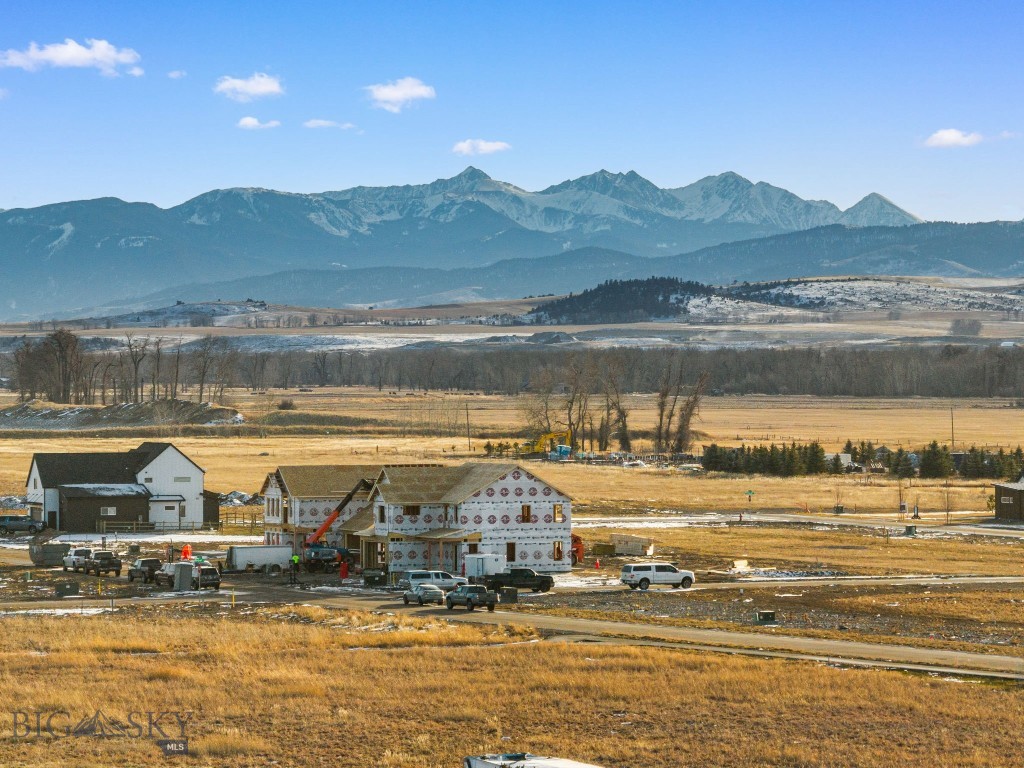 Gallatin Meadows - Land