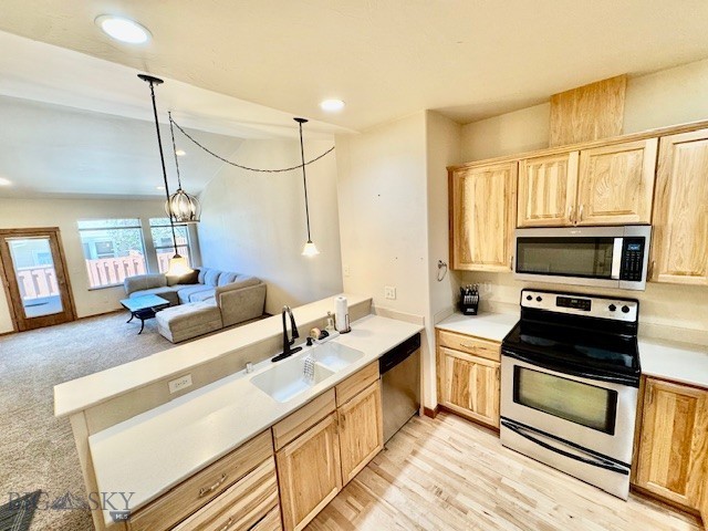 Lessley Estates Condo - Residential