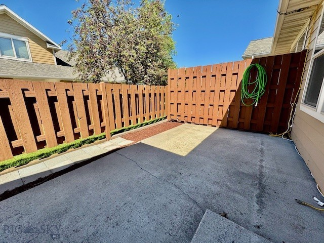 Lessley Estates Condo - Residential