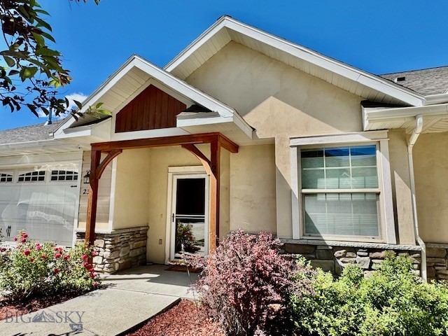 Lessley Estates Condo - Residential