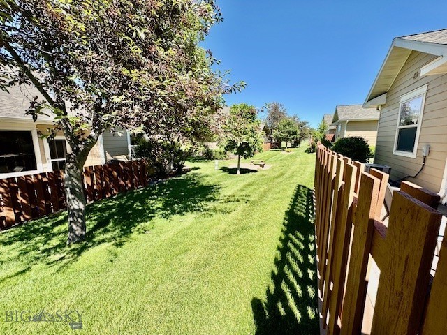Lessley Estates Condo - Residential