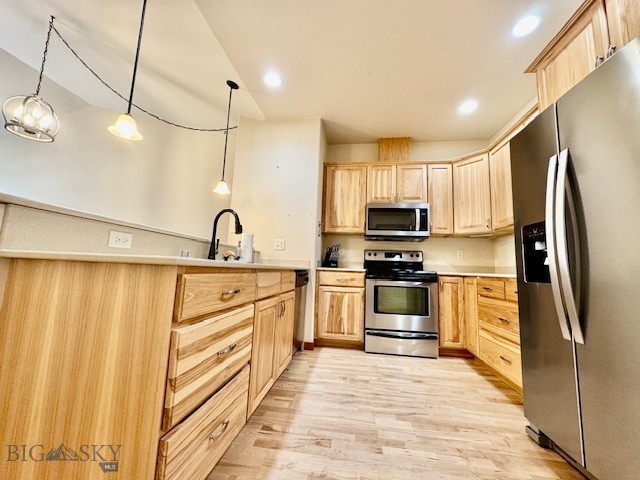 Lessley Estates Condo - Residential