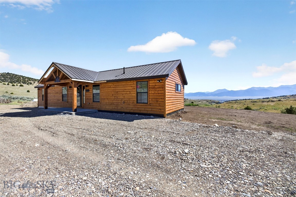 Shining Mountain Unit I - Residential