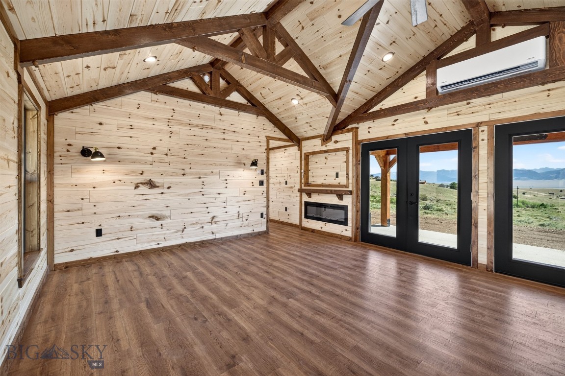 Shining Mountain Unit I - Residential