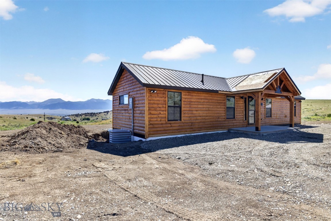 Shining Mountain Unit I - Residential