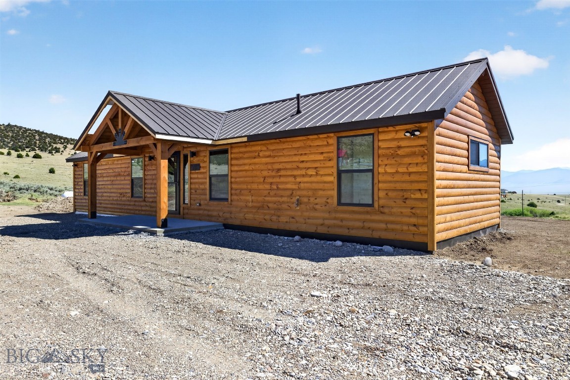 Shining Mountain Unit I - Residential