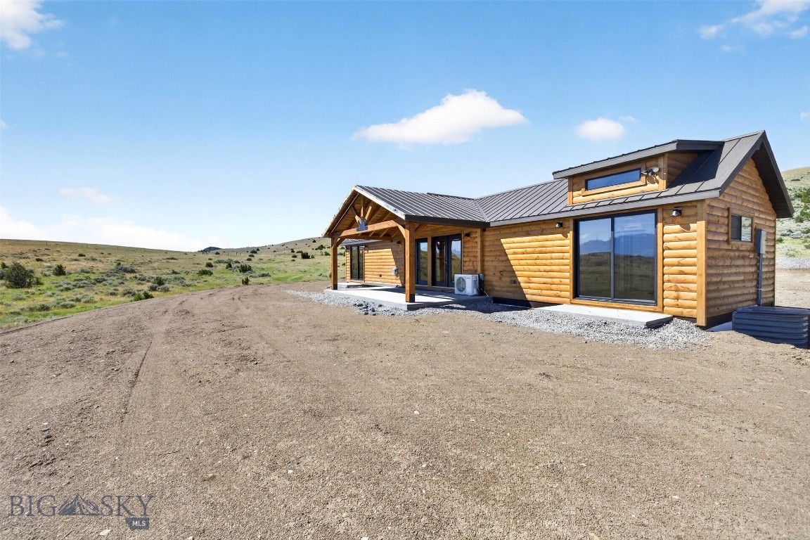 Shining Mountain Unit I - Residential