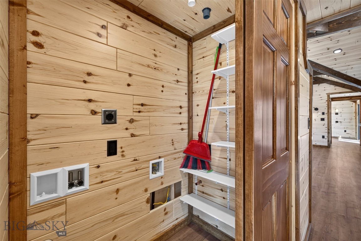Shining Mountain Unit I - Residential