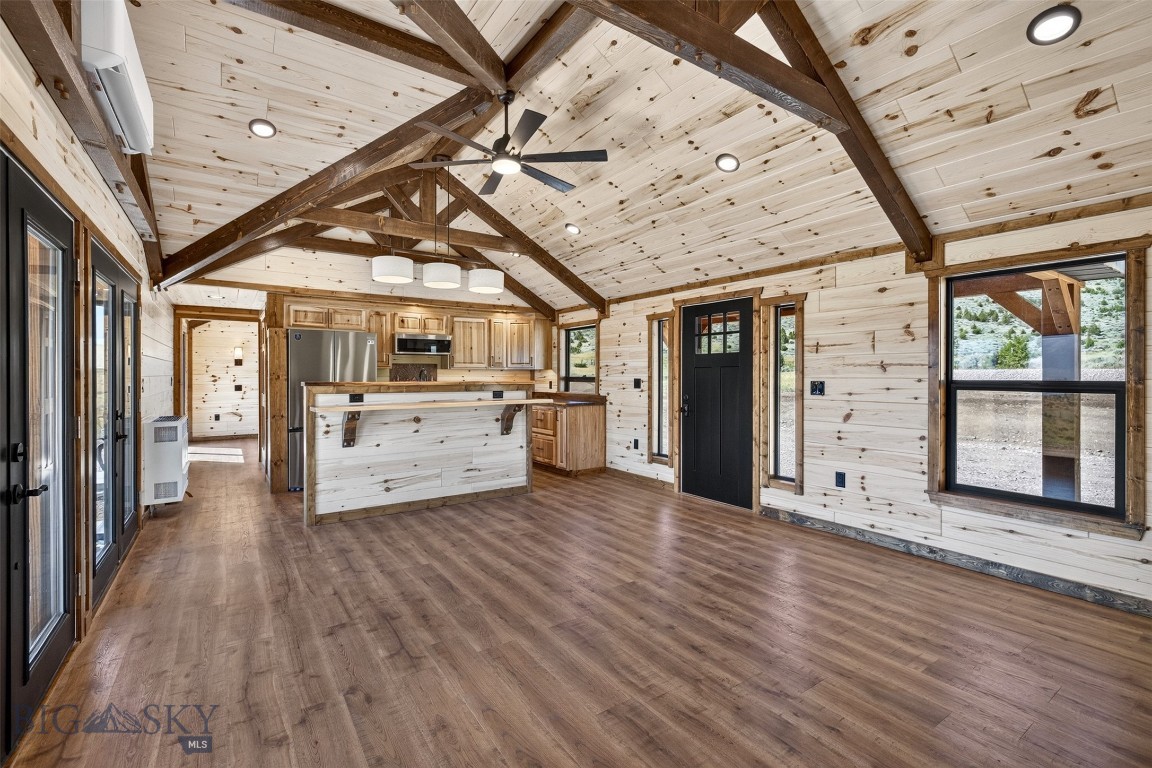 Shining Mountain Unit I - Residential