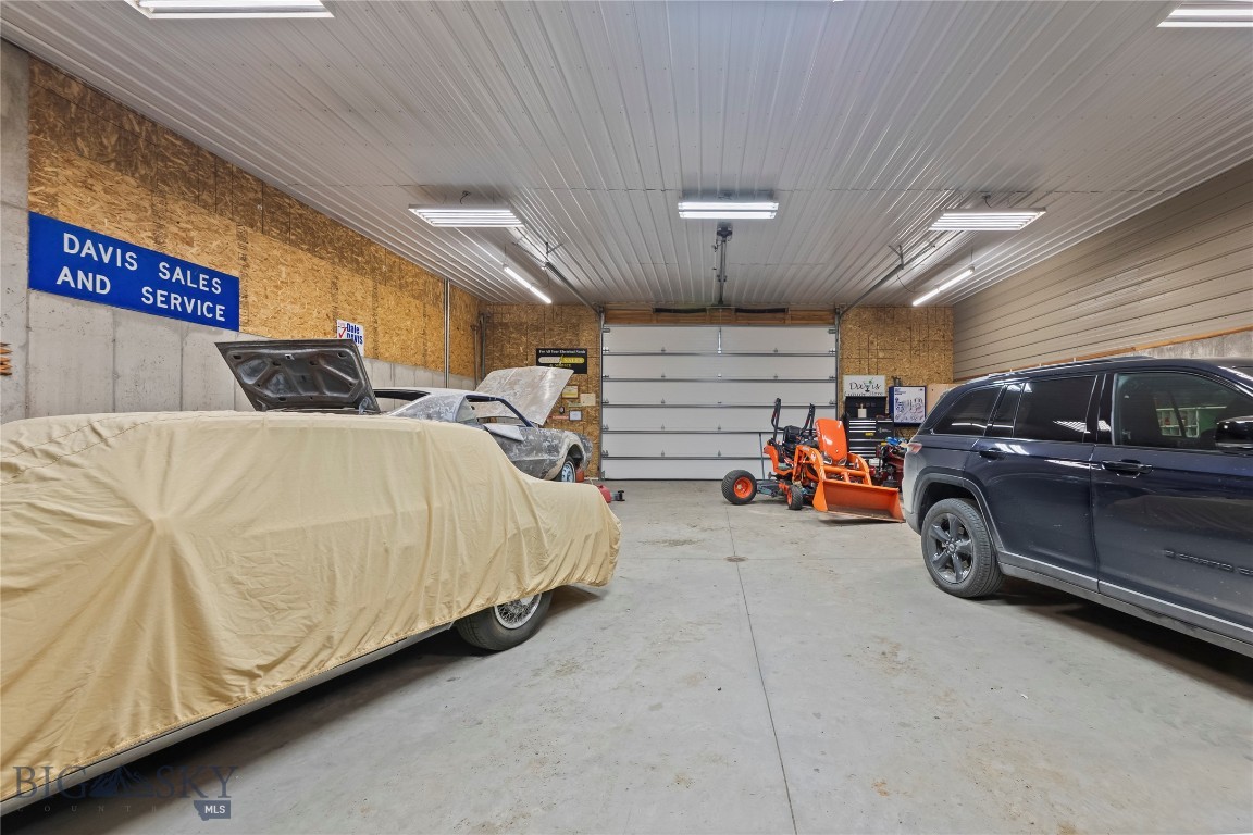 Whispering Pines - Residential