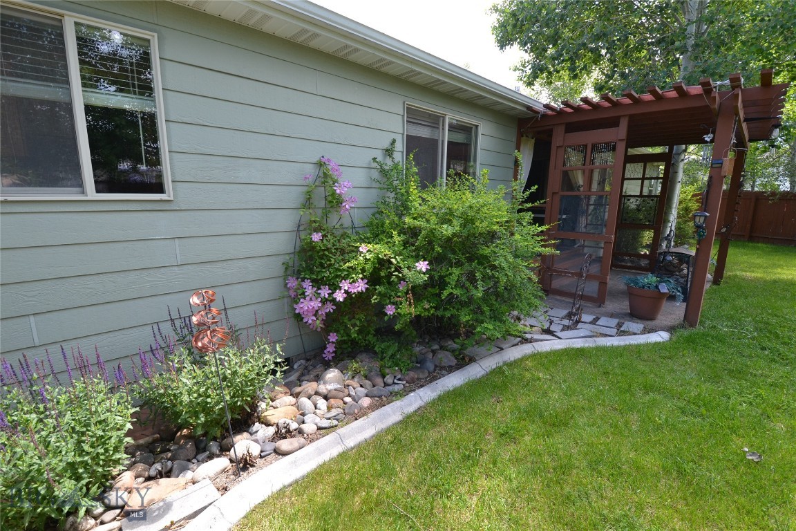 Henson - Residential