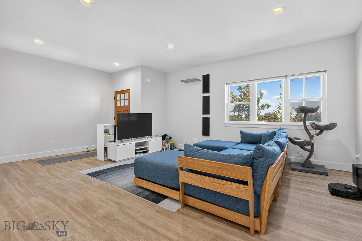 Oak Springs - Residential