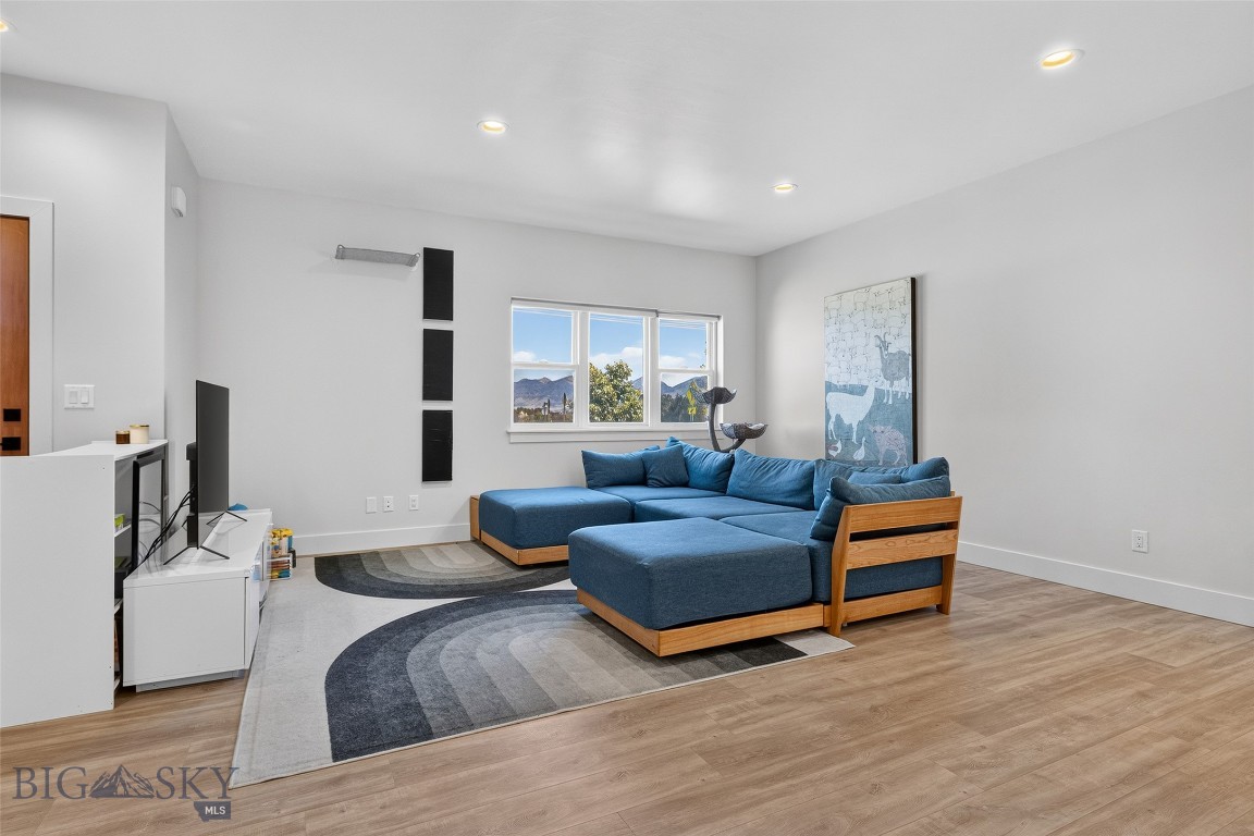 Oak Springs - Residential