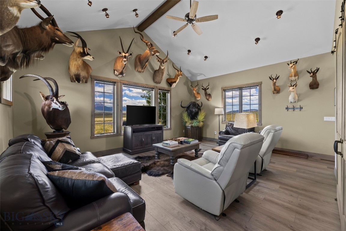 Bull Wheel Ranch - Residential