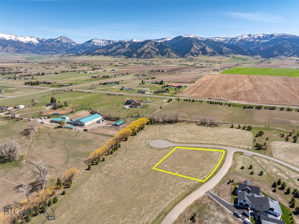 Bridger Lake Meadows - Land