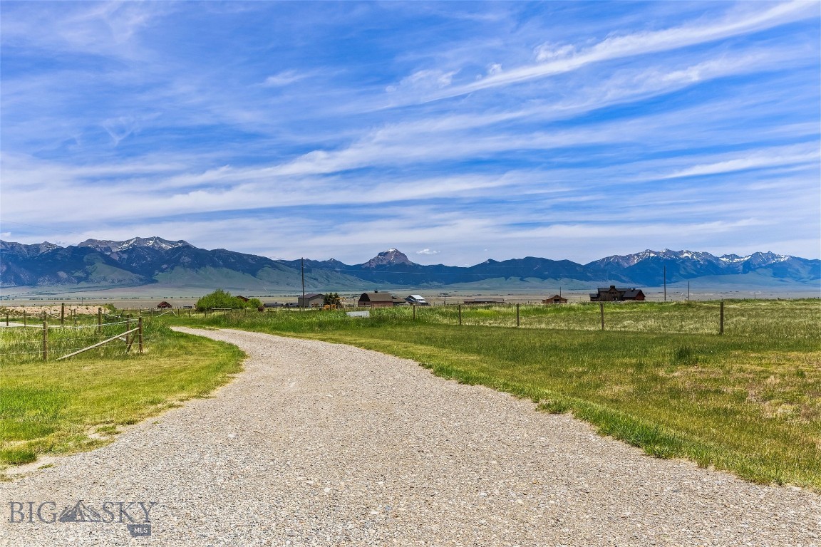 Shining Mountain Unit II - Residential