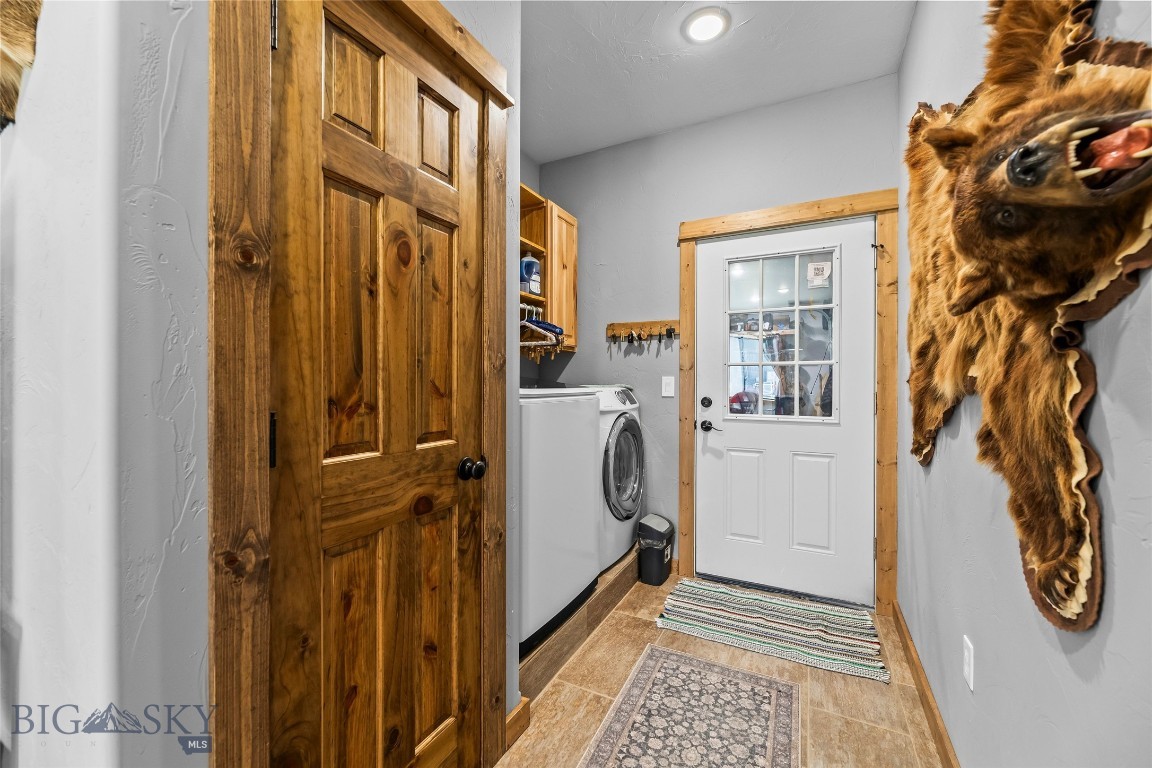 Shining Mountain Unit II - Residential