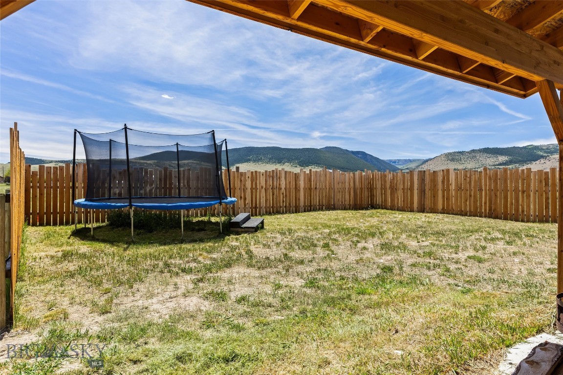 Shining Mountain Unit II - Residential