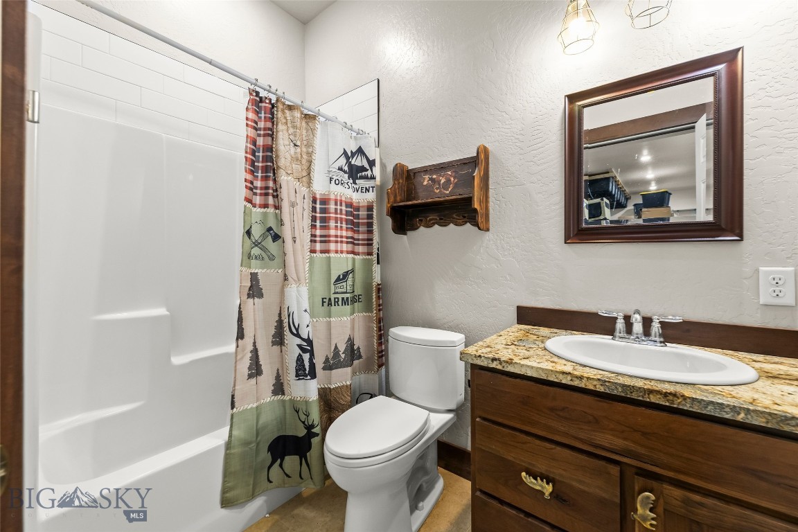 Shining Mountain Unit II - Residential