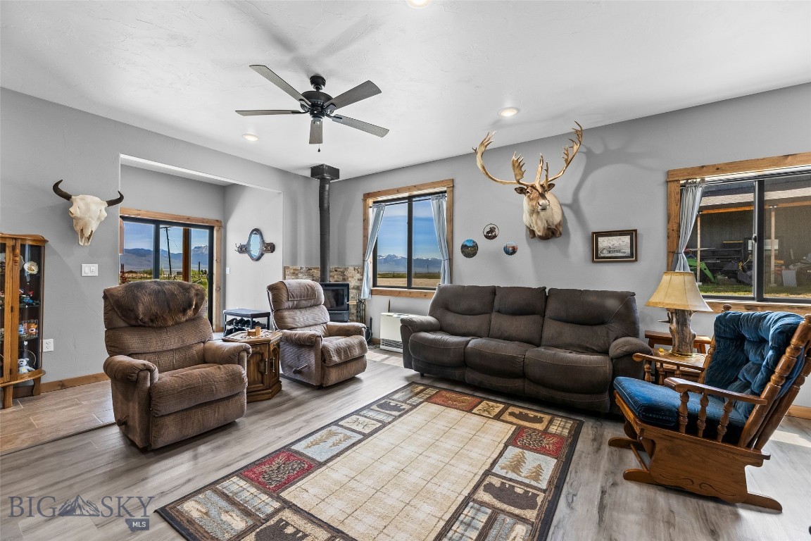 Shining Mountain Unit II - Residential