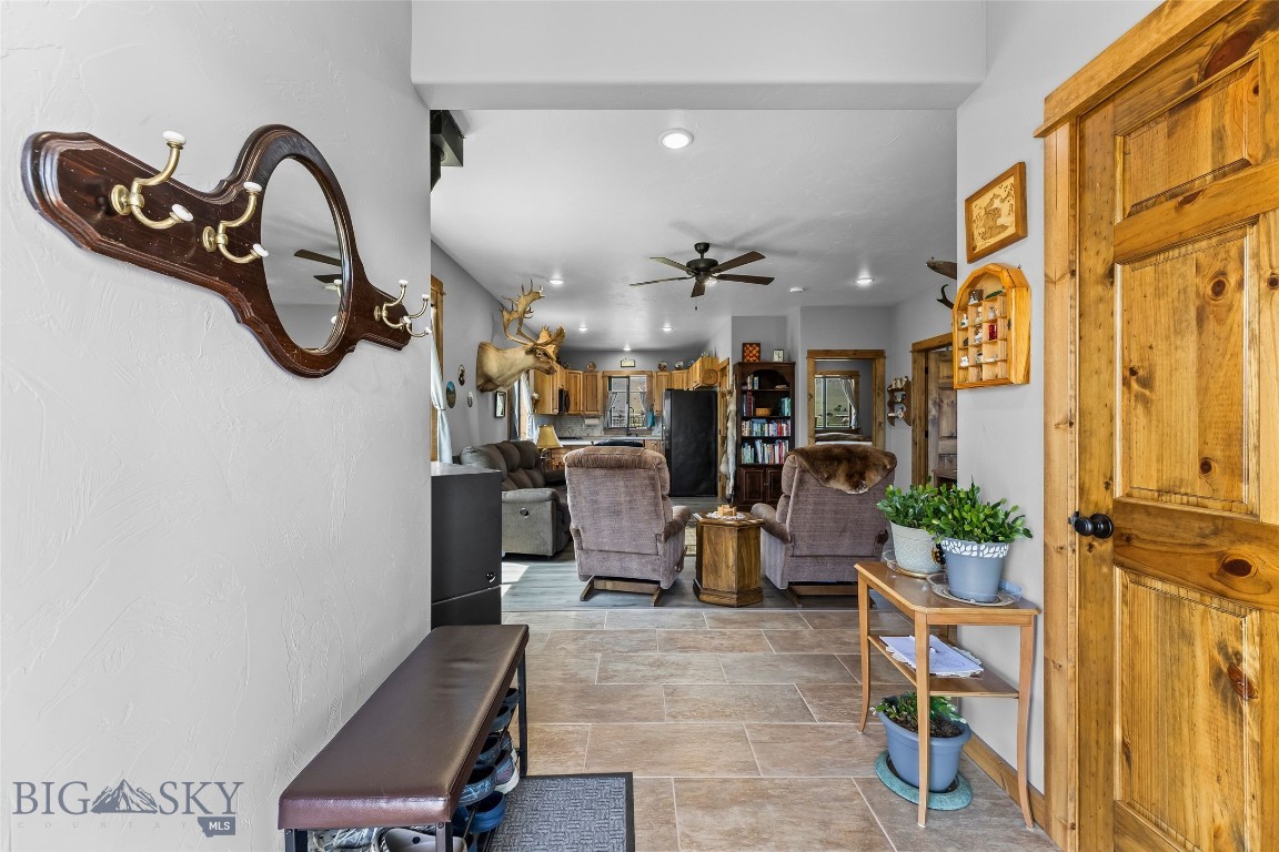 Shining Mountain Unit II - Residential