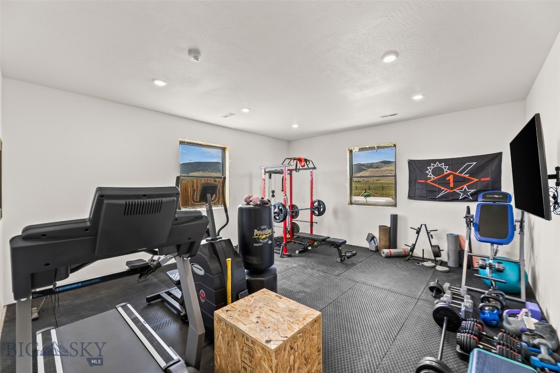 Shining Mountain Unit II - Residential