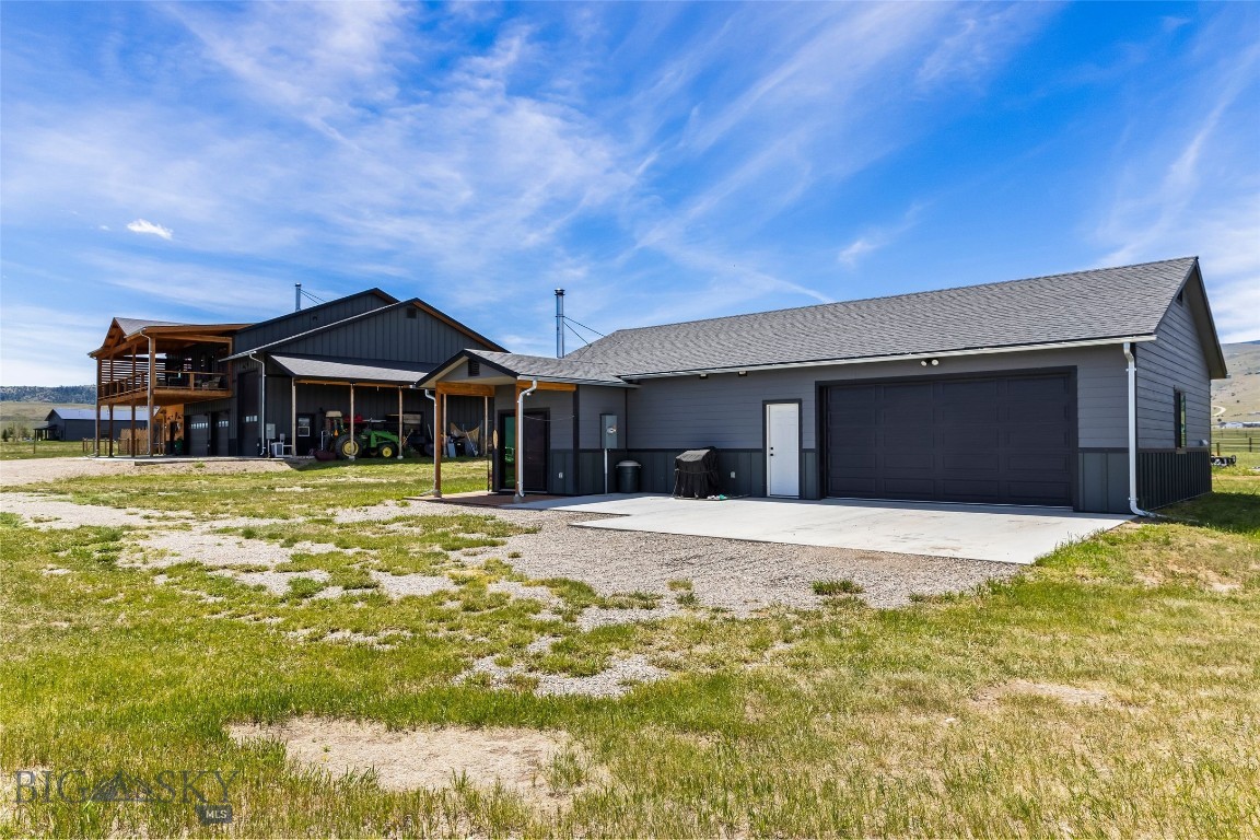 Shining Mountain Unit II - Residential