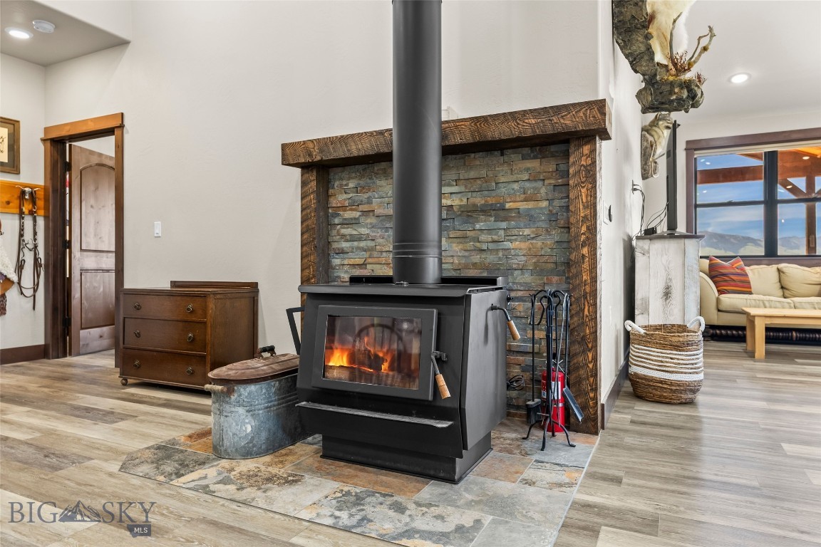 Shining Mountain Unit II - Residential