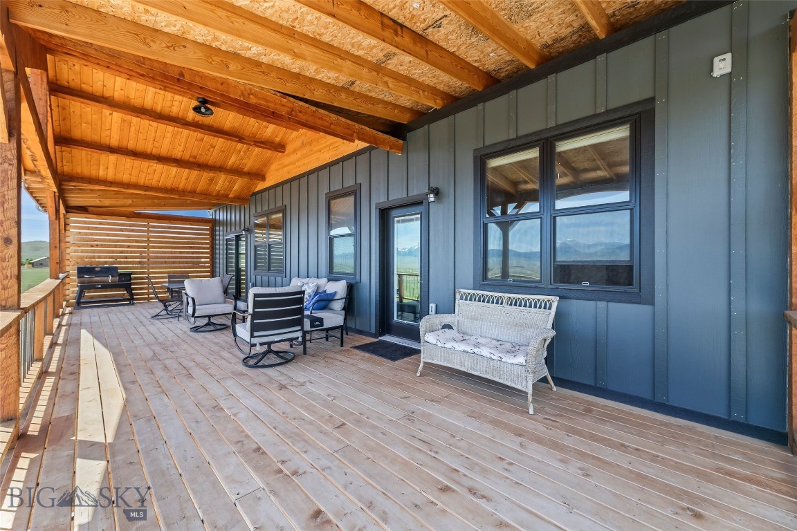 Shining Mountain Unit II - Residential