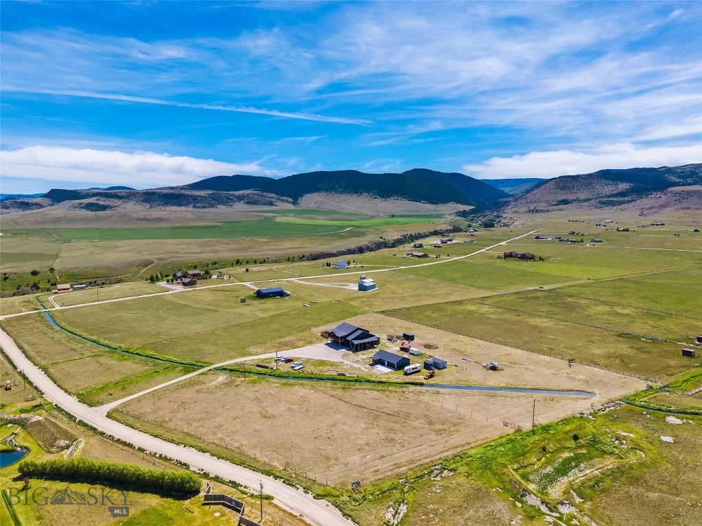 Shining Mountain Unit II - Residential