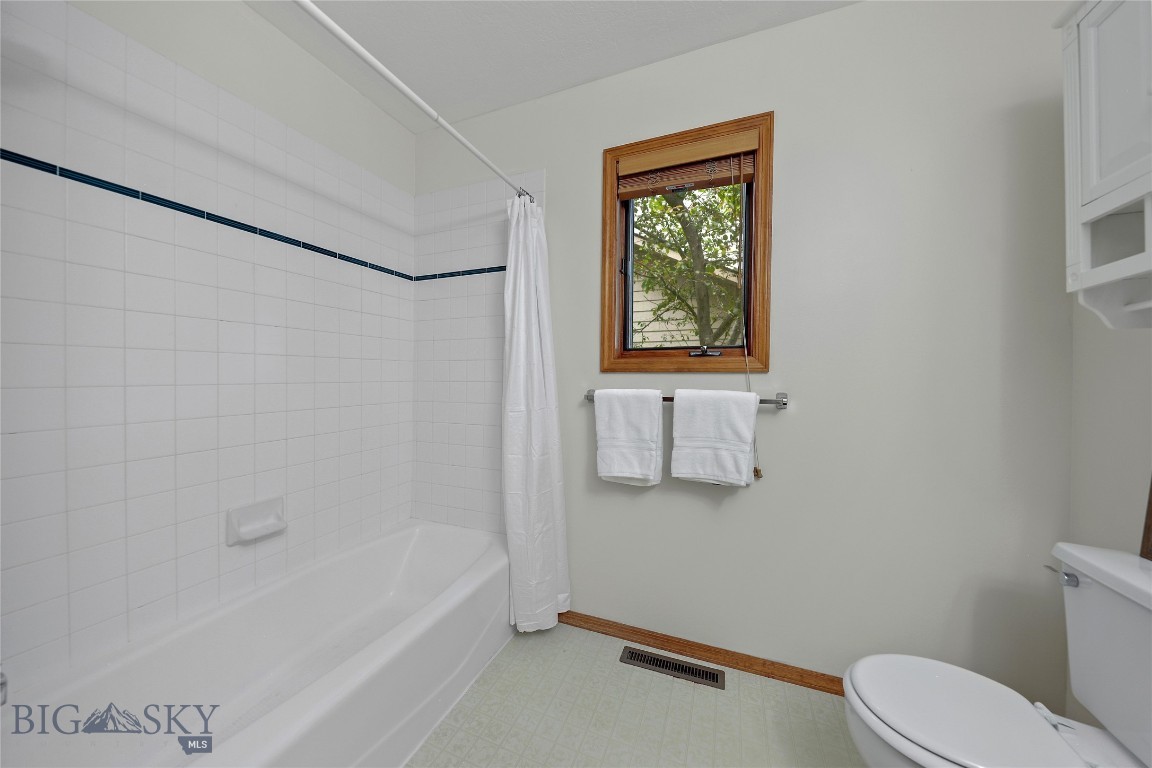 Willow Creek Condo - Residential